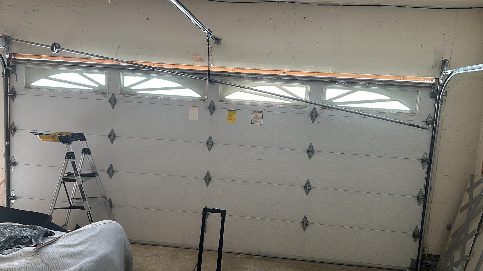 Decorative windows garage door Fort Lauderdale